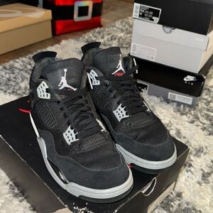 Air Jordan 4 retro SE